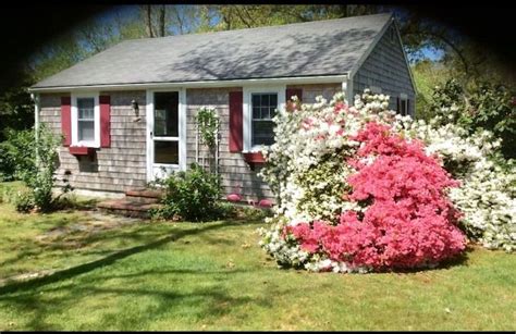 Cranberry cottages eastham ma  Sleeps 9 · 3 Bedrooms · 2 Bathrooms